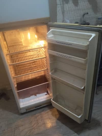 2 door Dawlance fridge.