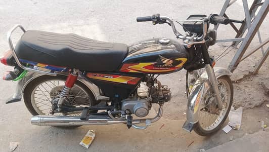 High speed 70 cc for urgent  sale madical isue