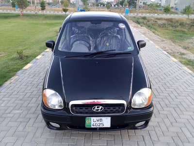 Hyundai Santro docter driven car
