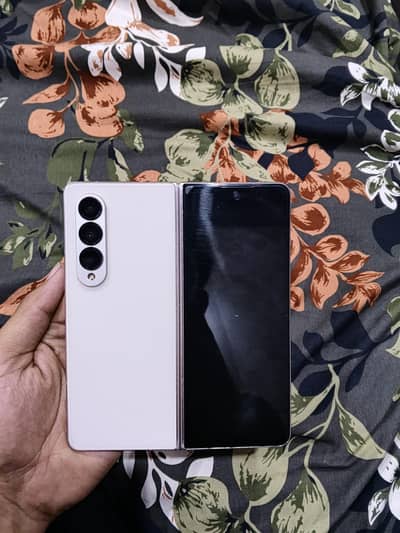 Samsung Z Fold 4