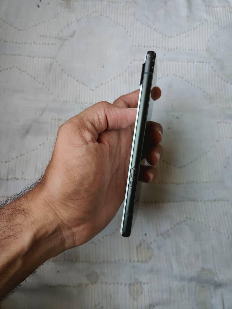 Google Pixel 6a 1