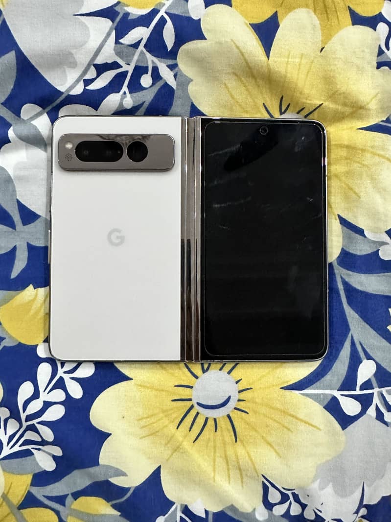 Google Pixel Fold 1