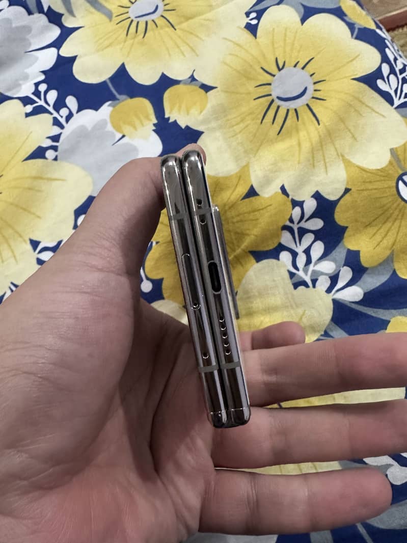 Google Pixel Fold 6