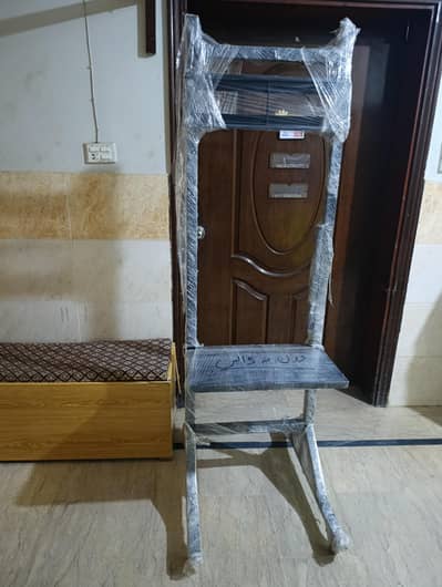 TV stand with trolley strong base 20 guage brand new concrete in base