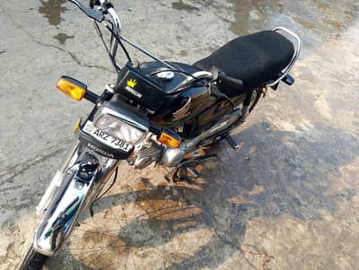 Honda CD70  urgent sale
