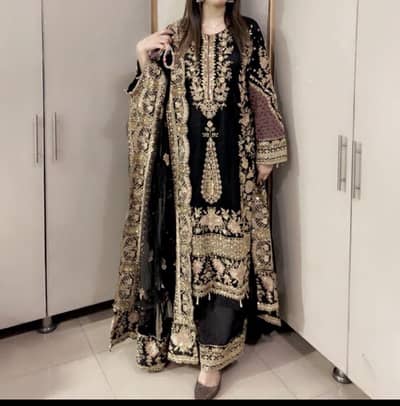 Elegant Black & Golden Embroidered 3 Piece Formal Dress