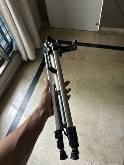 Tripod