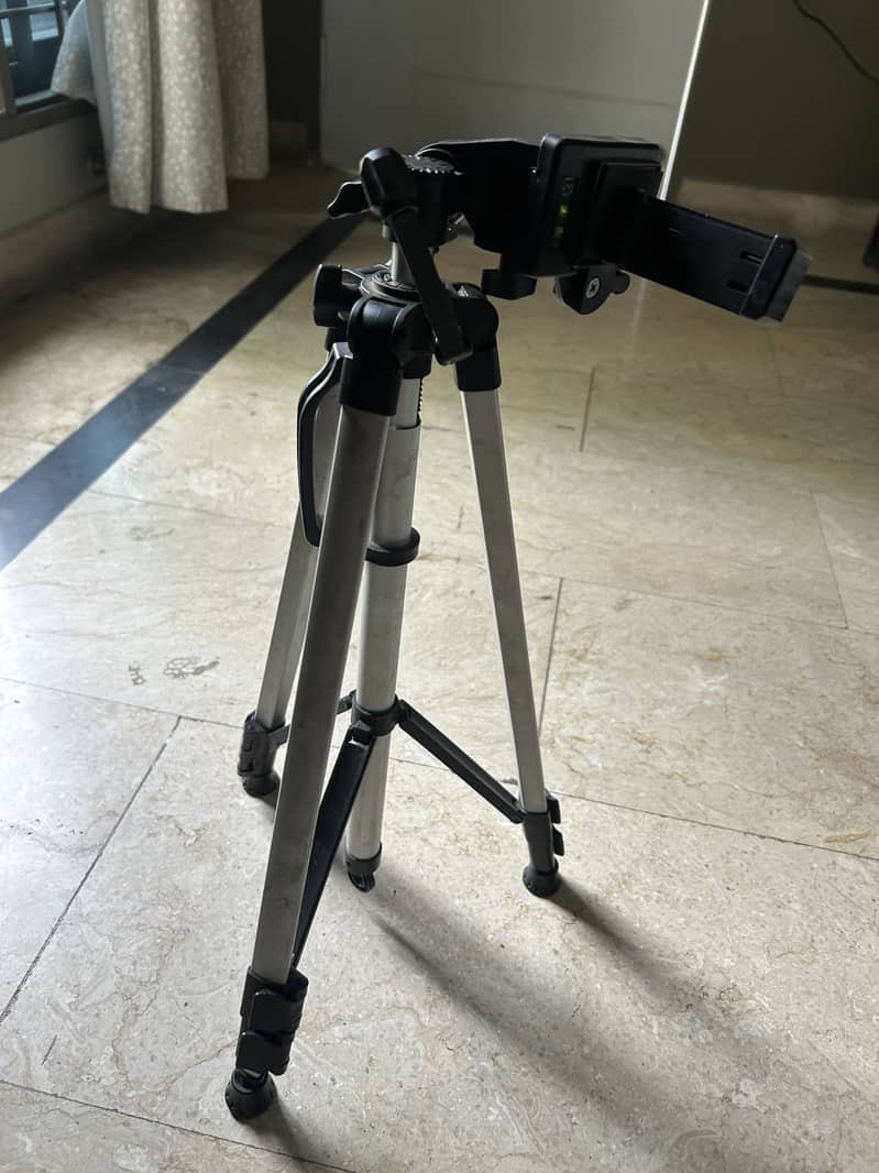 Tripod 1