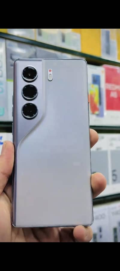 Tecno CAMON 40 Pro