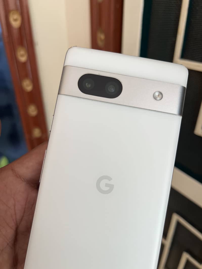 Google Pixel 7a 1