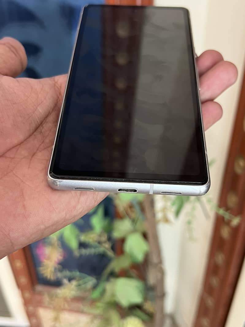Google Pixel 7a 2