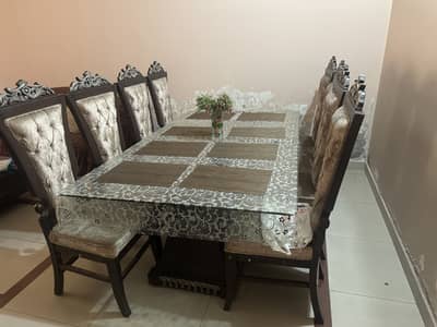 Dinning table with 8 chairs