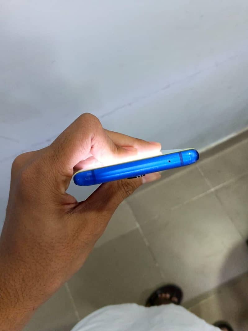 One Plus 8 Pro 6