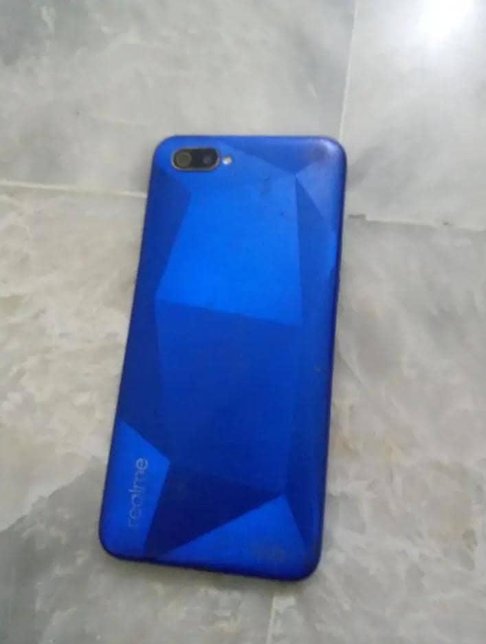 Realme C2 1
