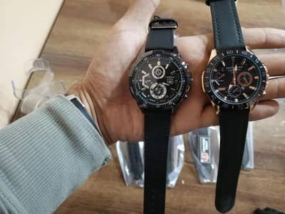 Beautiful strap watch with box
