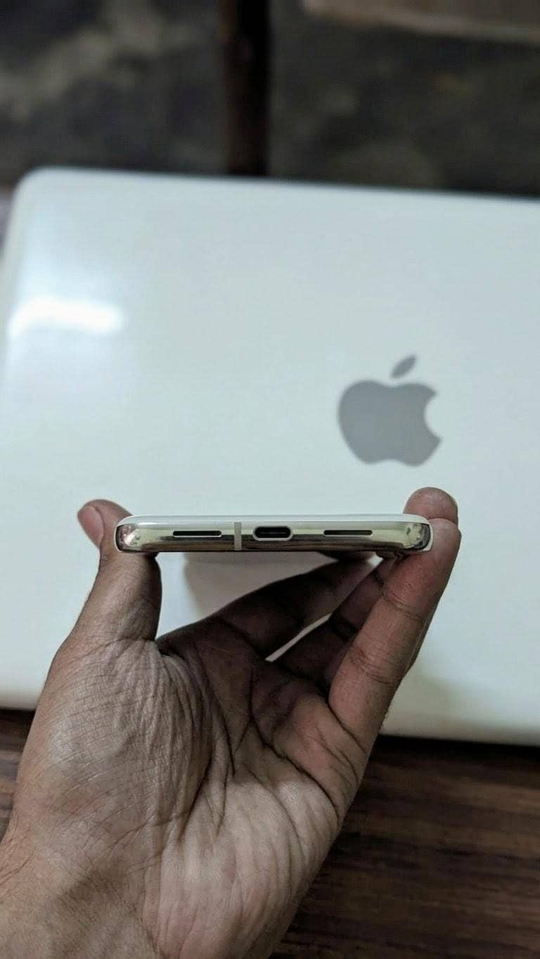 Google Pixel 8 Pro 3