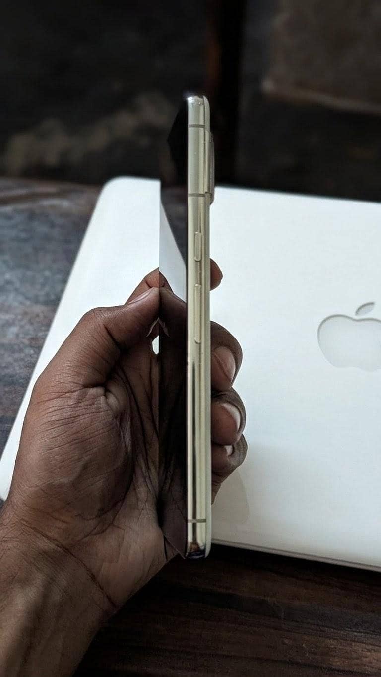 Google Pixel 8 Pro 4