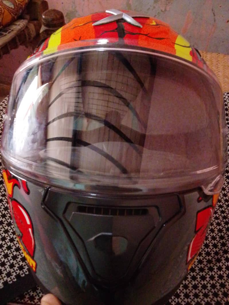 helmat 6