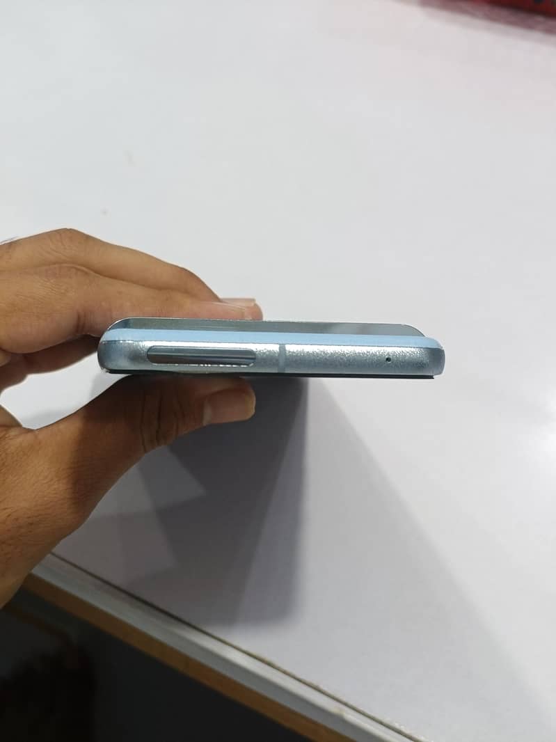 Google Pixel 8 Pro 3