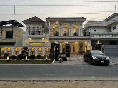 B block 1 kanal house available for sale