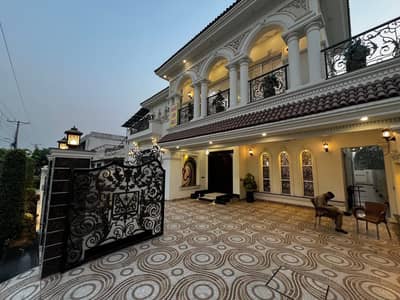 B block 1 kanal house available for sale