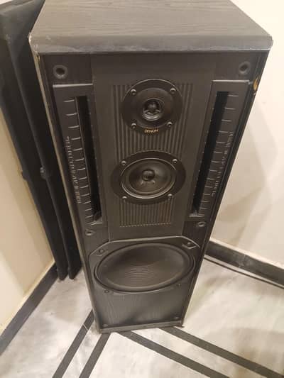 DENON Speaker