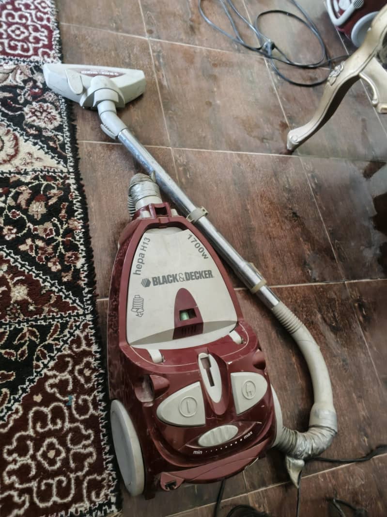 vacuum cleaner 1