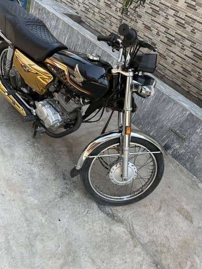 Honda CG 125 Gold Edition- Excellent Bike Year 23/24 1ST Owner
