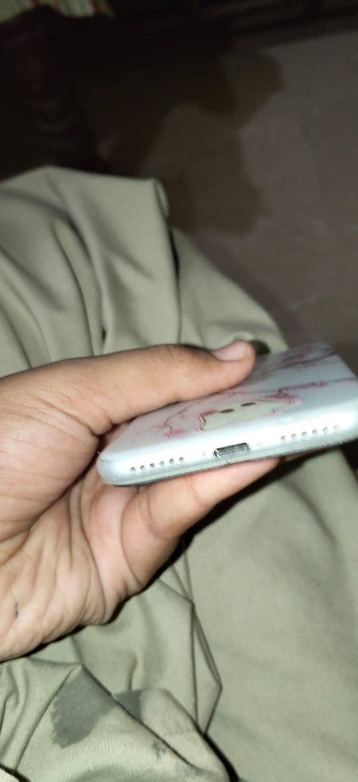Apple iPhone 8 1