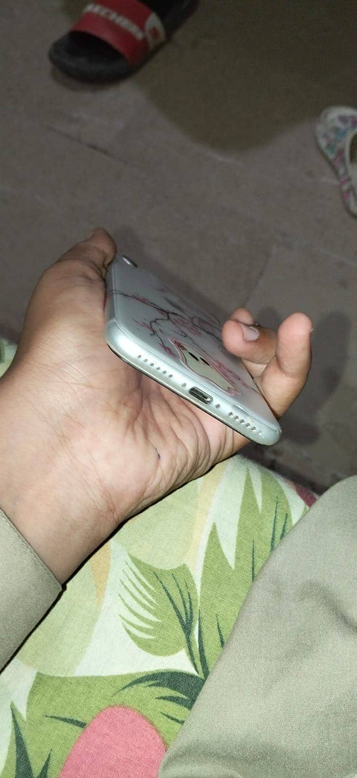 Apple iPhone 8 6