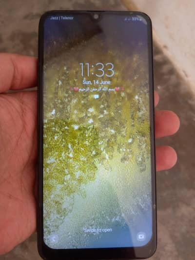 Samsung A20 (3GB/32GB) – With Box & Original Charger