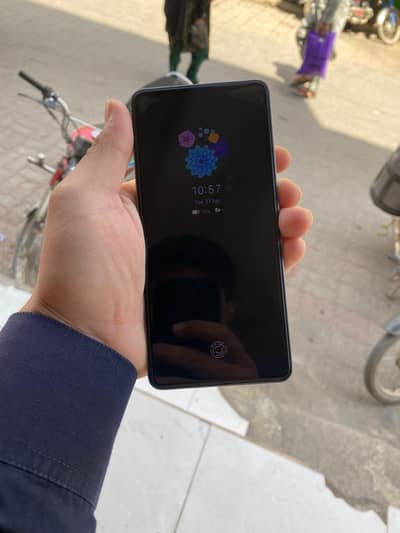 Tecno CAMON 20 Pro 256gb with box