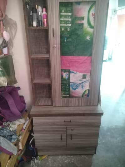 Wooden Almirah double door & dressing
