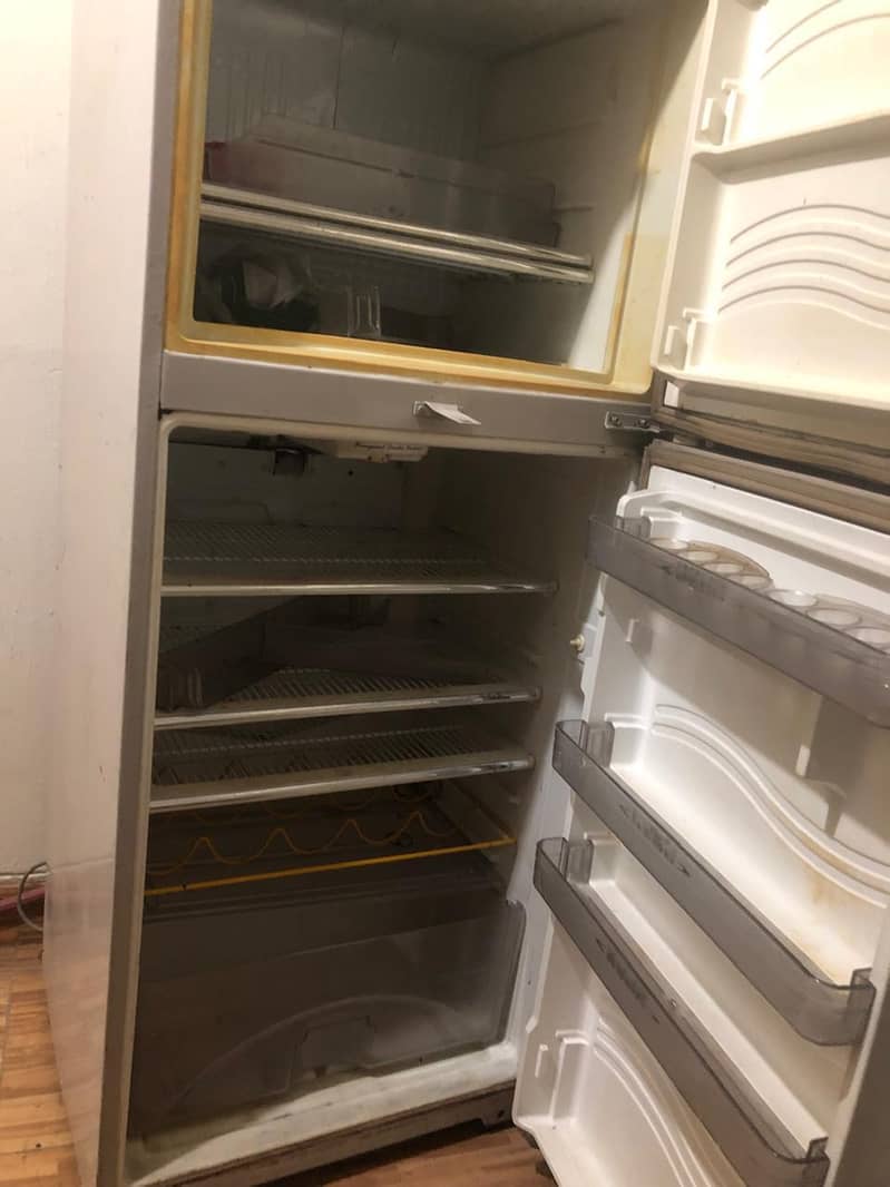 Dawlance Refrigenetor 3