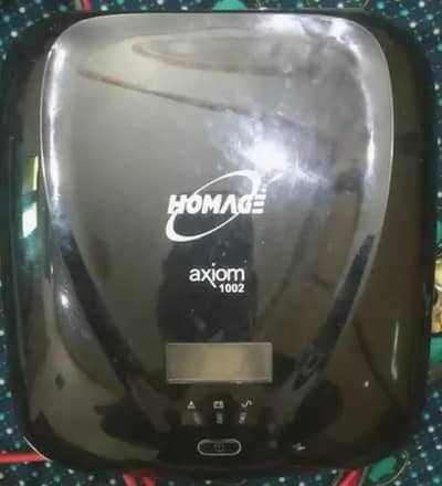 Homage Axiom 1002 Ups