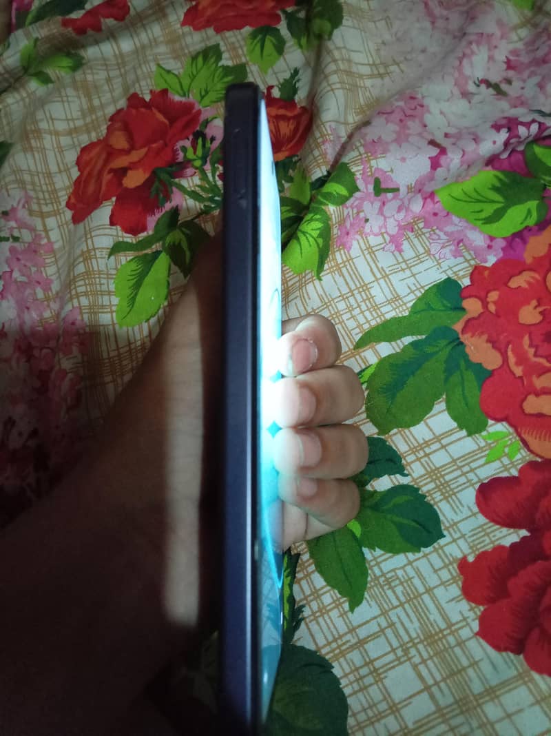 OPPO A6k 3