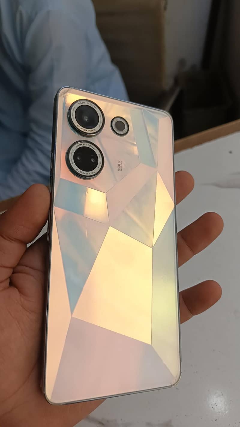 Tecno CAMON 20 7