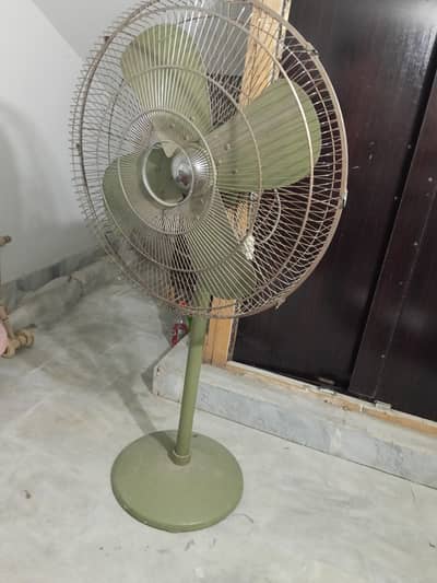 Original Metal Pedestal Fan – Working Condition – Strong Air Throw