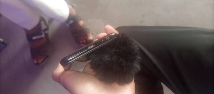 Vivo Y17