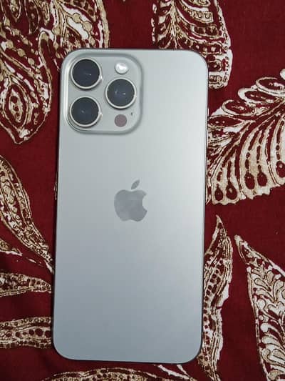 Apple iPhone 15 Pro Max