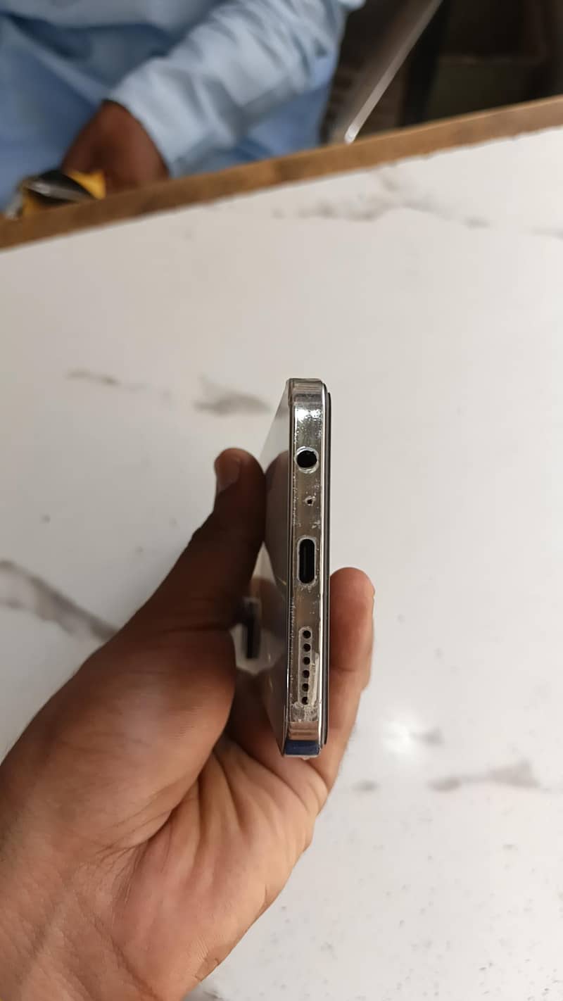 Tecno CAMON 20 3