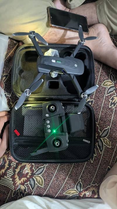 Holy stone hs175d camera drone