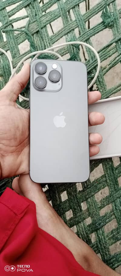 iPhone 15 Pro Max 256g.