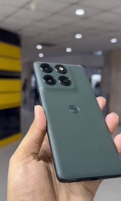 Motorola edge 2025