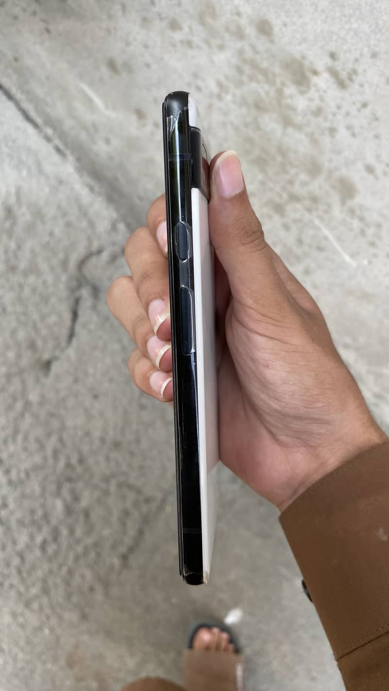 Google Pixel 6a 4