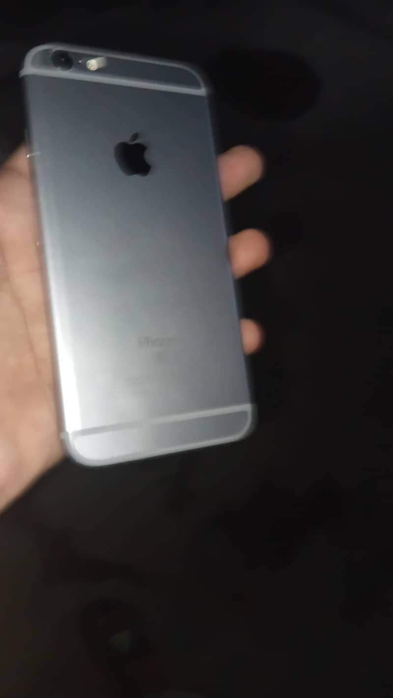 Apple iPhone 6S 3