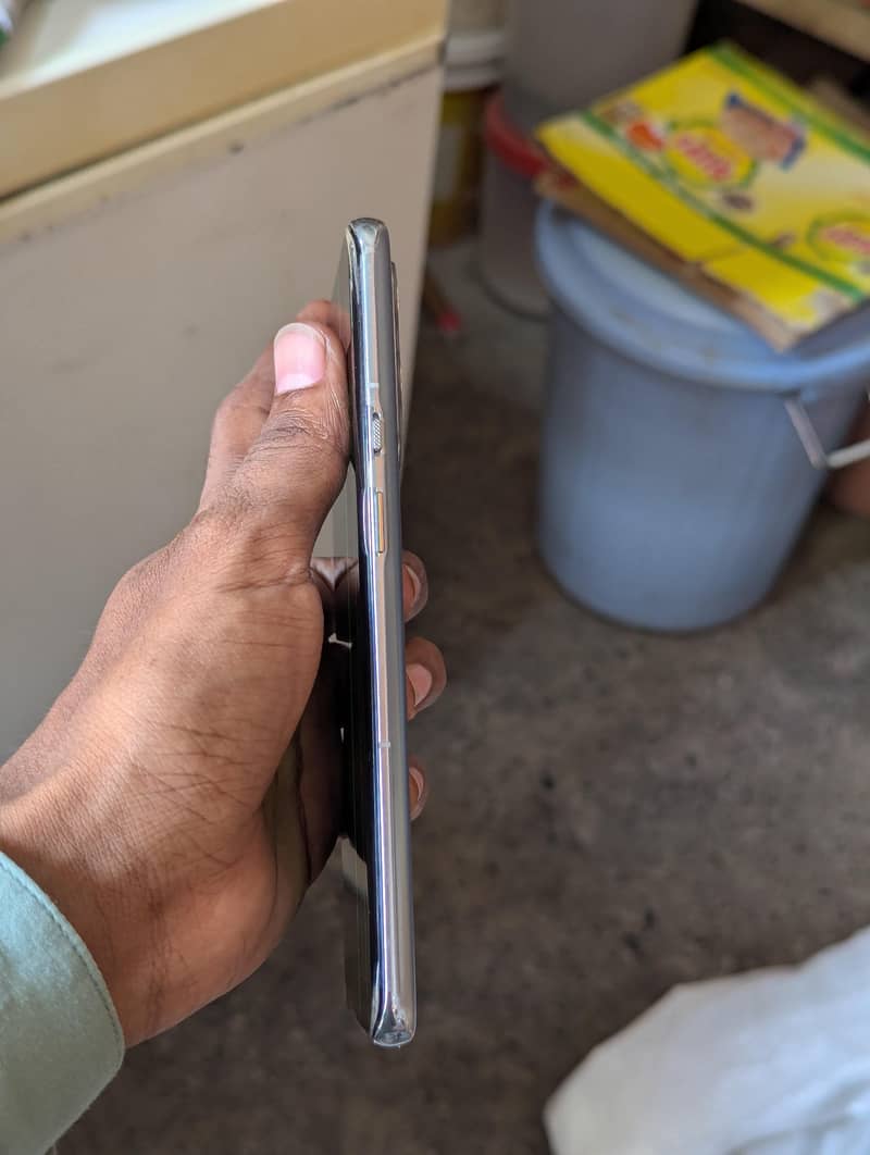 One Plus 9 Pro 2