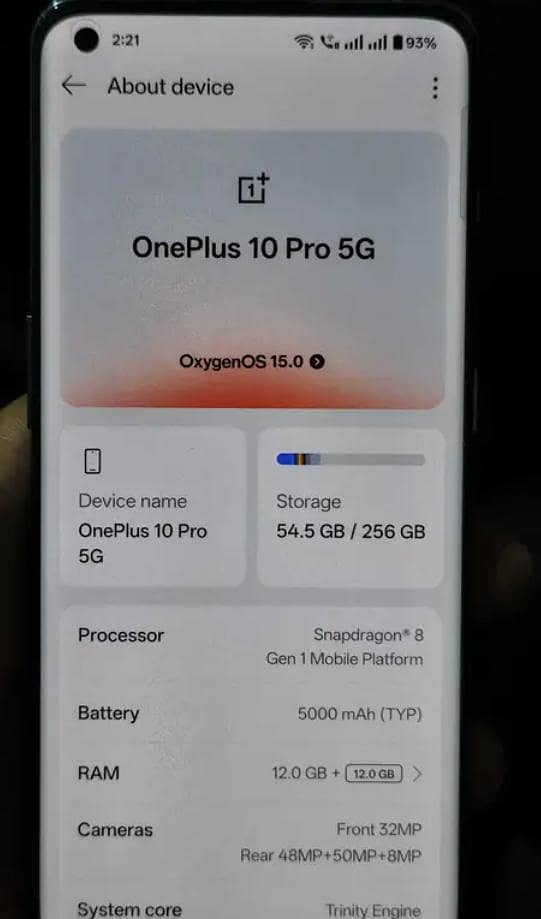 One Plus 10 Pro 4