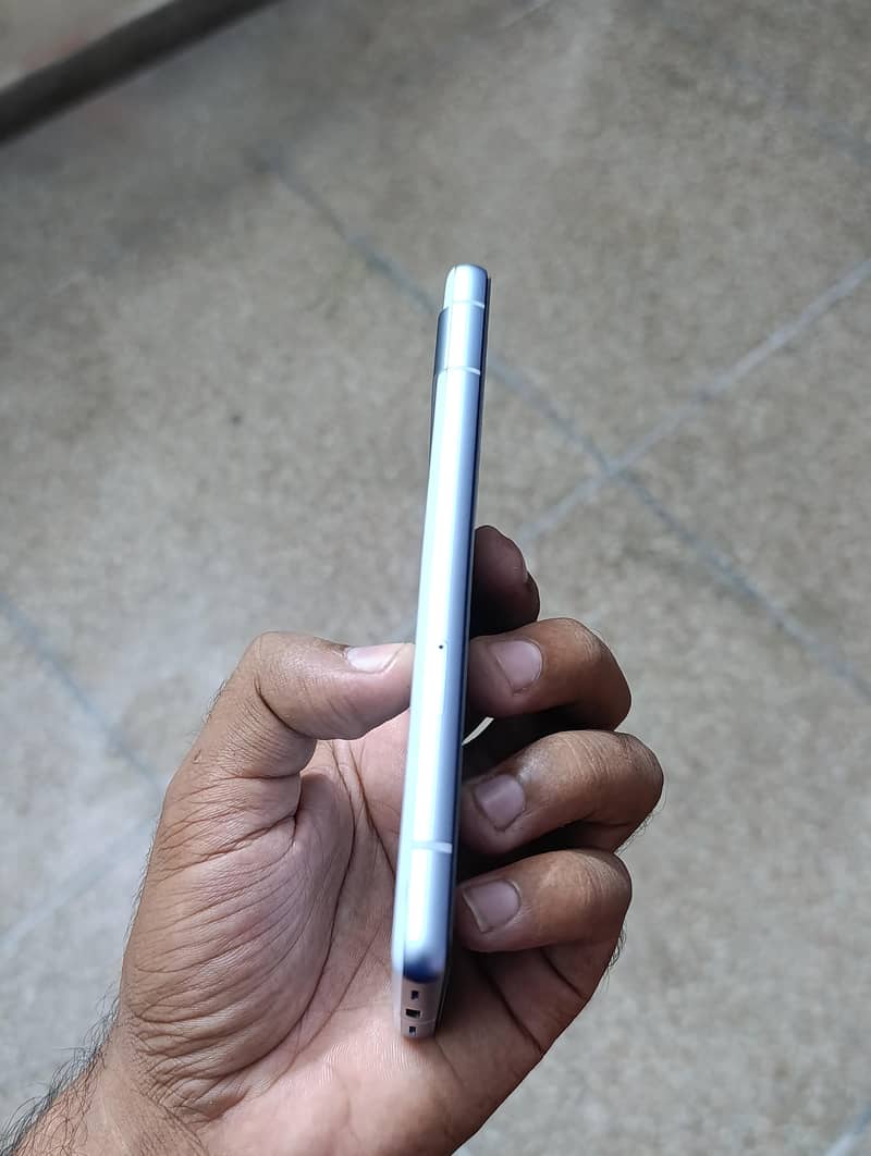Google Pixel 7a 2