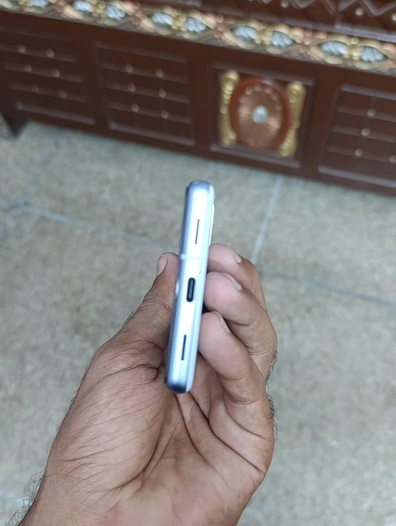Google Pixel 7a 4